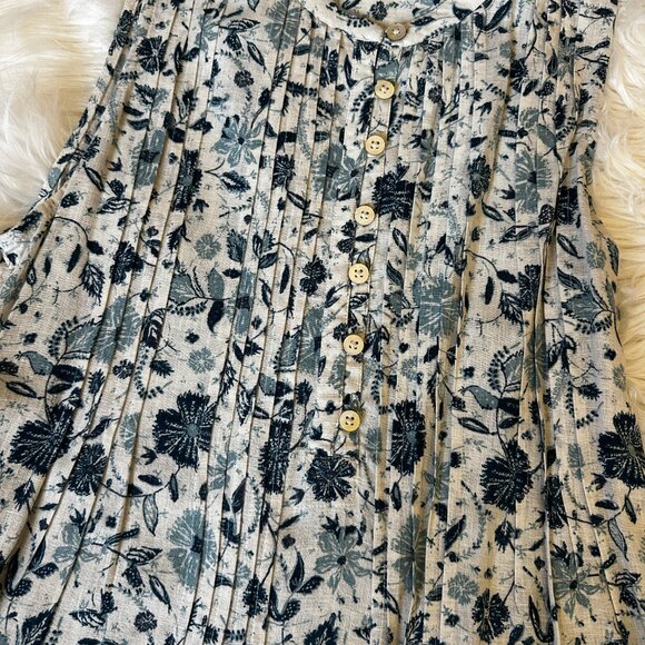Women's Faherty Isha Dress in size S - Picture 9 of 9